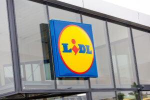 „lidl“-prekybos-tinklui-lietuvoje-–-septyneri:-sekmingos-karjeros-istorijomis-dalijasi-darbuotojai