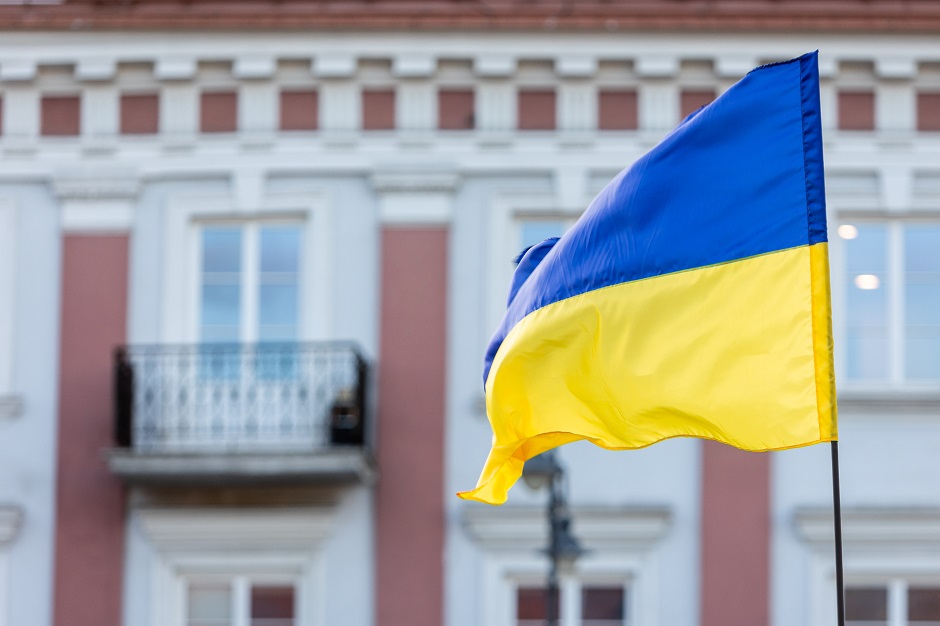 artejant-nato-virsuniu-susitikimui-–-isauge-ukrainos-veliavu-pardavimai