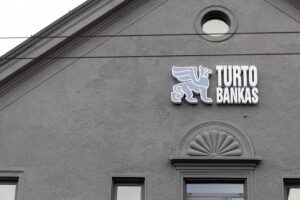 turto-bankui-laikinai-vadovaus-finansu-departamento-direktorius-e.-cesokas