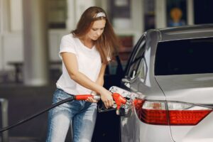 lea:-benzino-kaina-lietuvoje-per-savaite-nesikeite,-dyzelinas-brango-vienu-centu