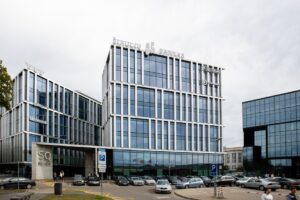 siauliu-bankas-stabdo-atsiskaitymus-kortelemis-baltarusijoje