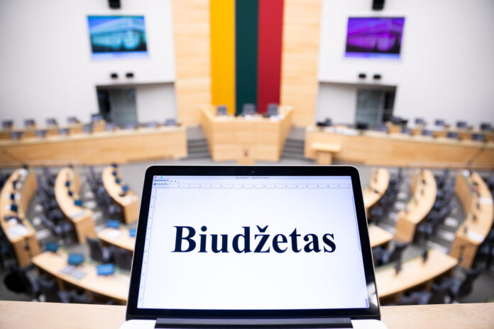 seimo-komitetai-pradeda-2024-metu-biudzeto-projekto-svarstymus