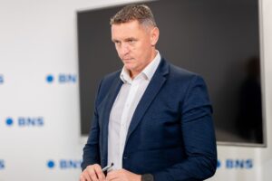 eso-vadovas:-vartotojams-per-15-metu-turesime-grazinti-200-mln.-euru