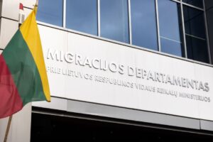 is-migracijos-departamento-prasytu-milijonu-–-skirta-tik-puse:-nauju-darbo-vietu-sukurti-nepavyks