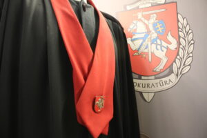 siulo-kompromisa-del-prokuroru-atlyginimu:-butu-galima-didinti-dviem-etapais