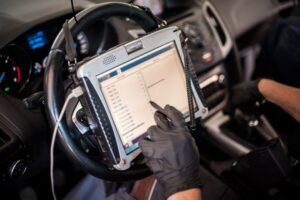 i-ka-reikia-atsizvelgti-renkantis-automobiliu-diagnostikos-iranga?