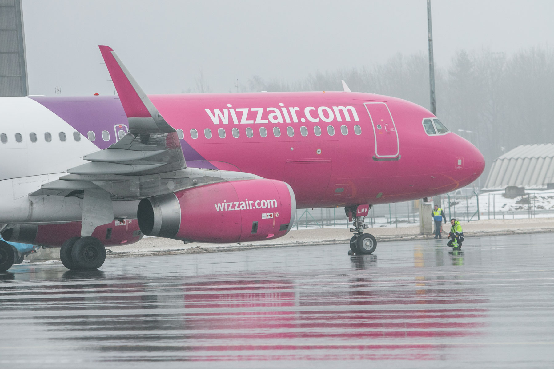 atsaukti-„wizz-air“-skrydziai-tampa-tikru-galvos-skausmu:-paliecia-ir-kryptis-is-kauno