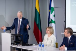lietuvos-valstieciu-ir-zaliuju-sajunga-pristate-rinkimu-i-europos-parlamenta-programa-(foto,-video)