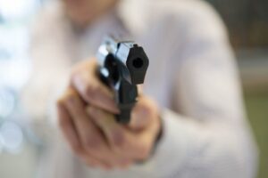 Miesto centre vyro surengtas pasirodymas baigėsi ligoninėje – Kas vyksta Kaune